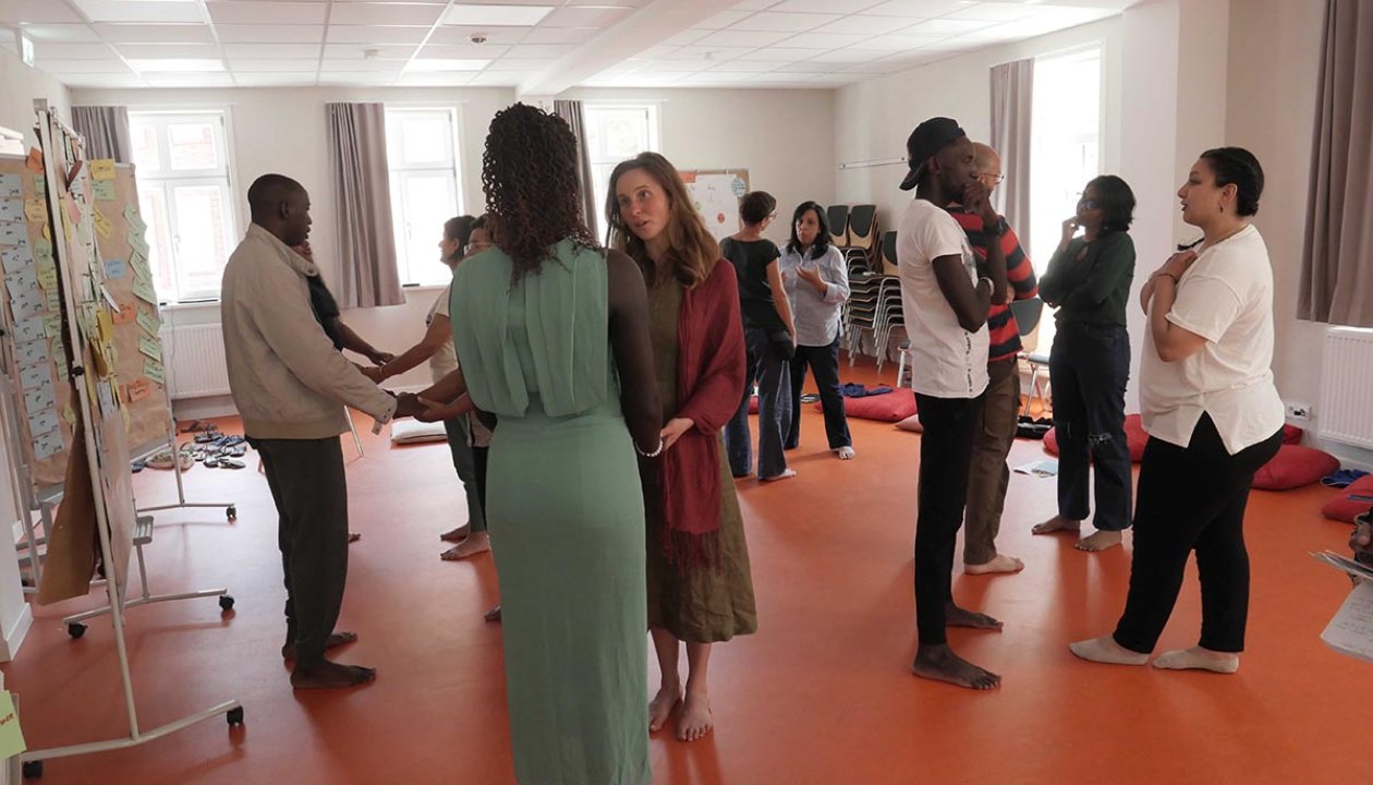 KURVE Wustrow Flyer Training on Nonviolence 2024 frontpic