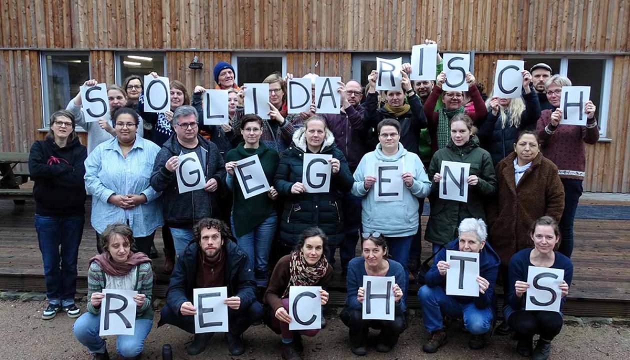 kurvewustrow_solidarisch_gegen_rechts_web.jpg
